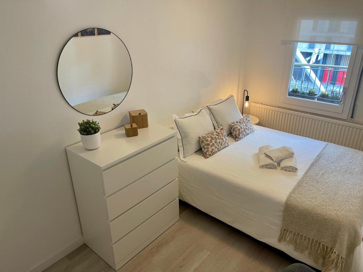 Apartamento En El Centro De Andorra La Vella Con Parking Apartment Exterior photo