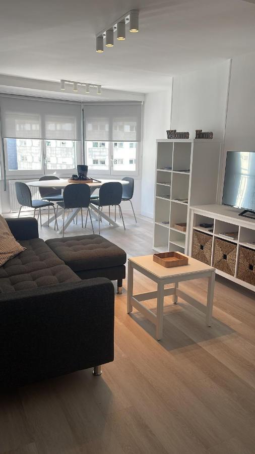 Apartamento En El Centro De Andorra La Vella Con Parking Apartment Exterior photo